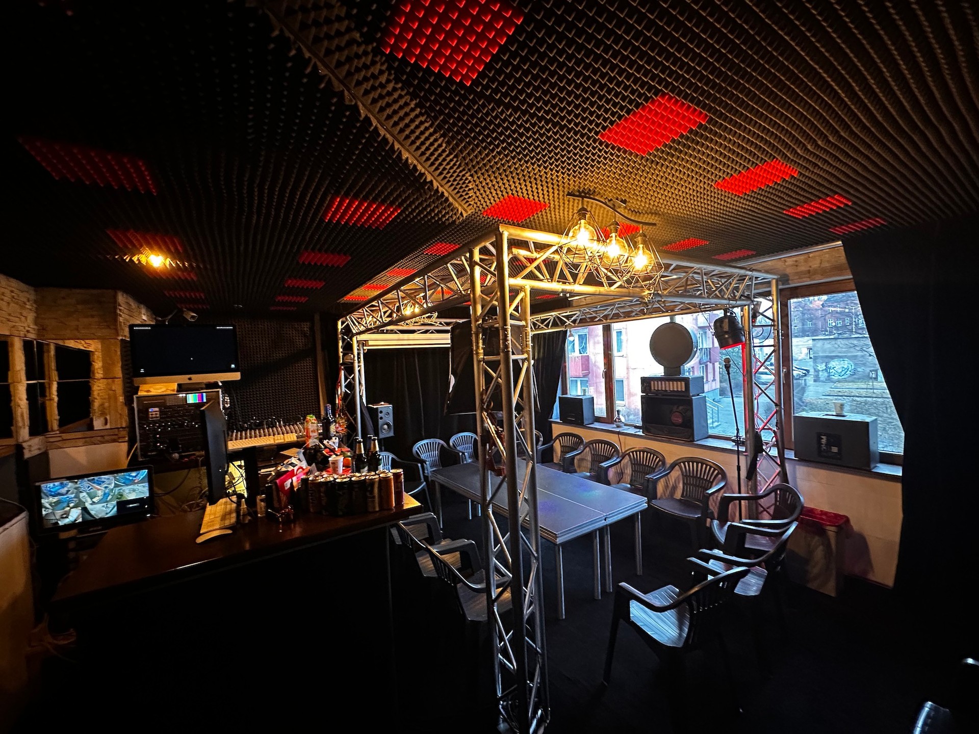 StudioCafe@LongRecords.Com